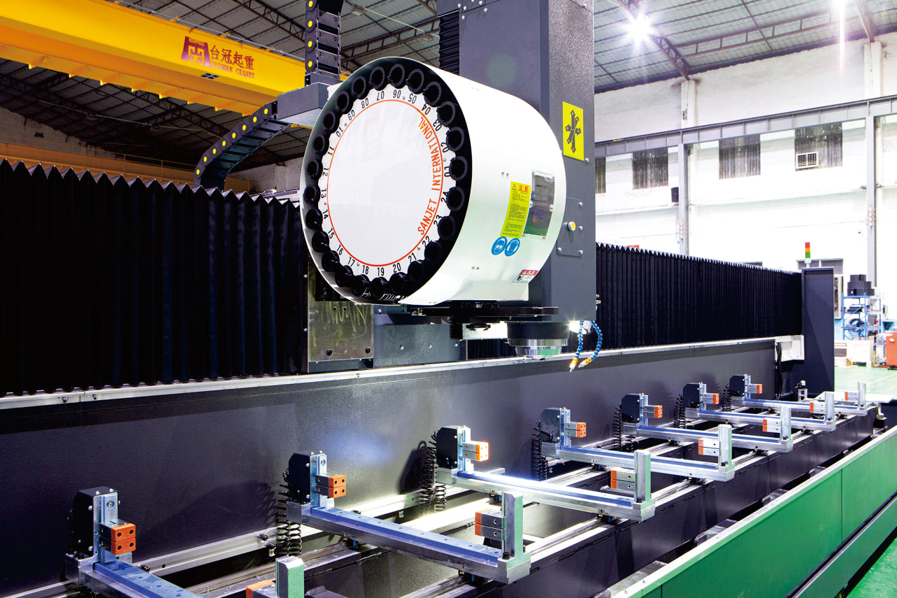 CNC Vertical Machining Center