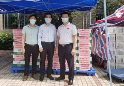 Guangzhou Deli CNC, A Caring Enterprise of China's Civil Construction, Donated Anti-epidemic Materials in Baiyun District